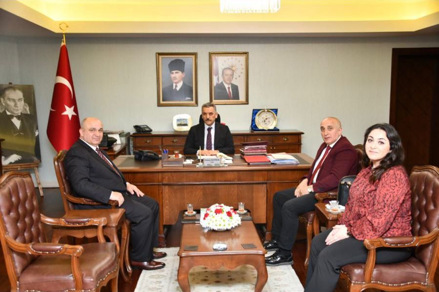 Samsun Eski Valisi Osman Kaymak’a Ziyaret | Şehit Aileleri Derneği