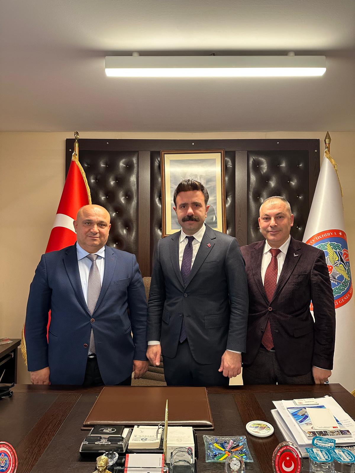 Eskişehir Vali Yardımcısı Sayın Salih Altun Derneğimizi Ziyaret Etti